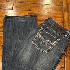 Like new Men’s Rock & Roll Denim Pistol Bootcut Jeans. Size 33x32.